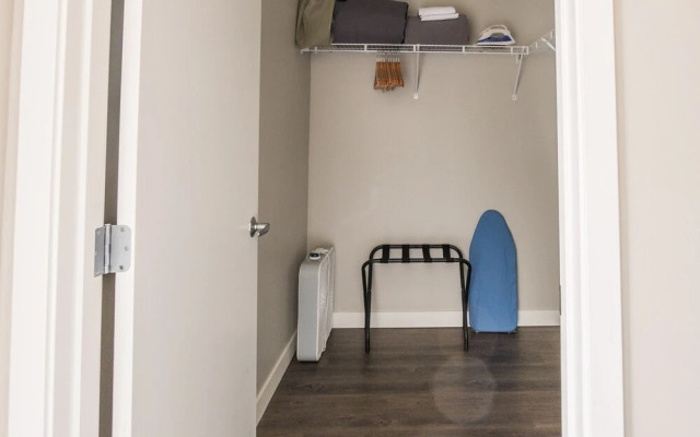 FRONTDESK Flux Apts Downtown Des Moines