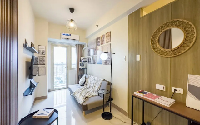 GemstoneBR in SMDC Coast Residences