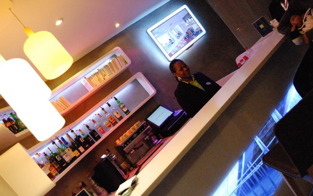 ibis Styles Paris Tolbiac Bibliotheque