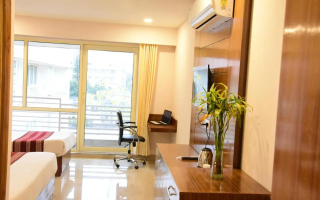 Hotel Rama Trident