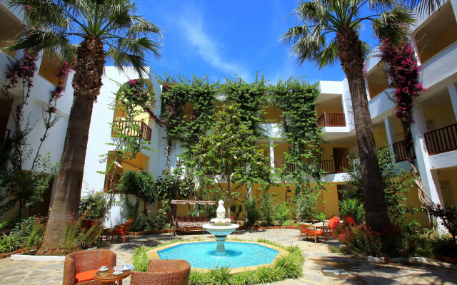 Natur Garden Hotel