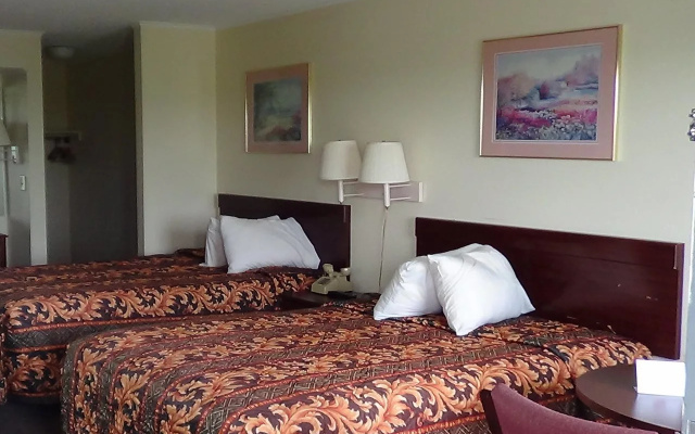 Interstate Inn Johnson City