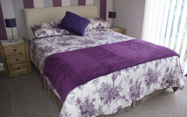 Orchard Side Bed and Breakfast