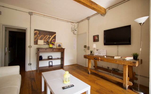Artistic Flat in Oltrarno Florence