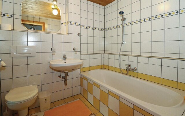 Amazing Apartment in Alpbach With 2 Bedrooms and Wifi