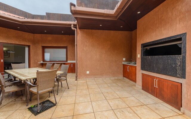 San Lameer Villa Rentals 14328