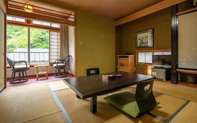 Shima Onsen Kotobukiya Ryokan