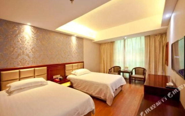 kunlun Hotel