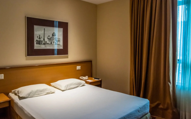 Windsor Asturias Hotel