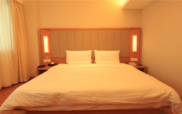 JI Hotel Tianjin Binjiangdao