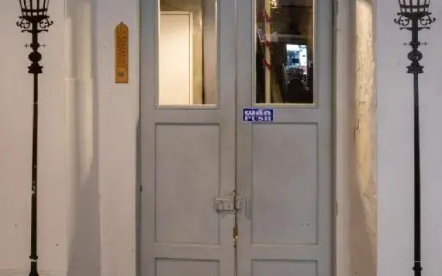 Sip N' Camp - Hostel