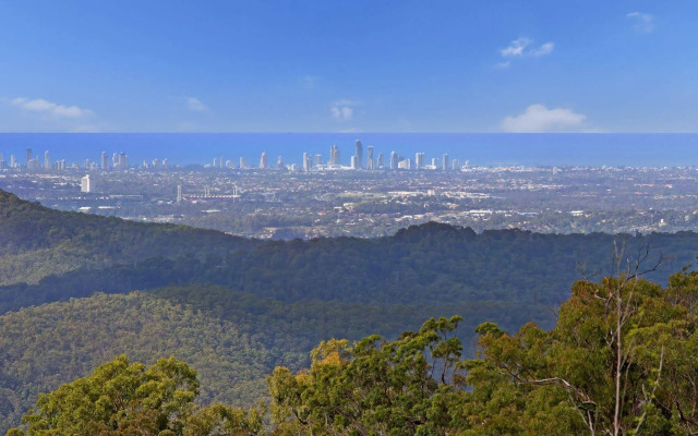 Mountain Edge Studios on Tamborine Mountain