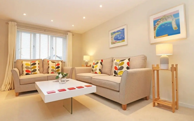 Chy Kerris, Carbis Bay