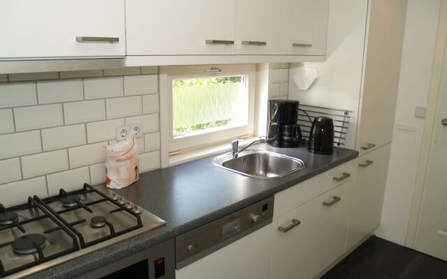 Modern Chalet With Wifi in the Green Achterhoek