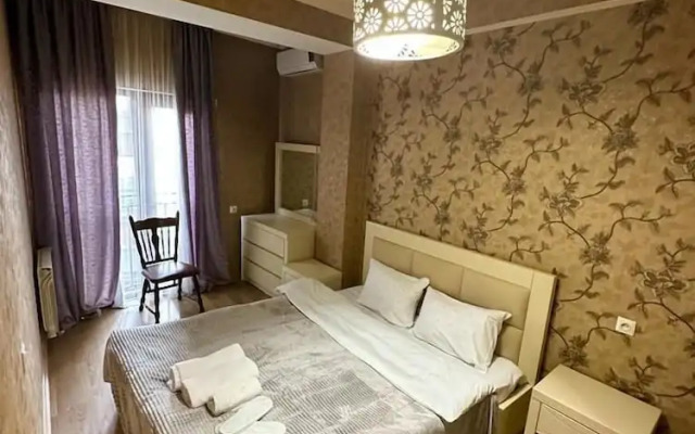 Qeroli apartment