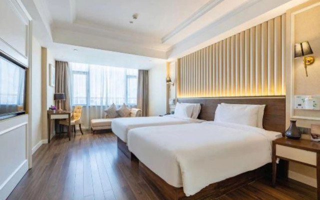 Polysheron Hotel (Lhasa Buda Palace )