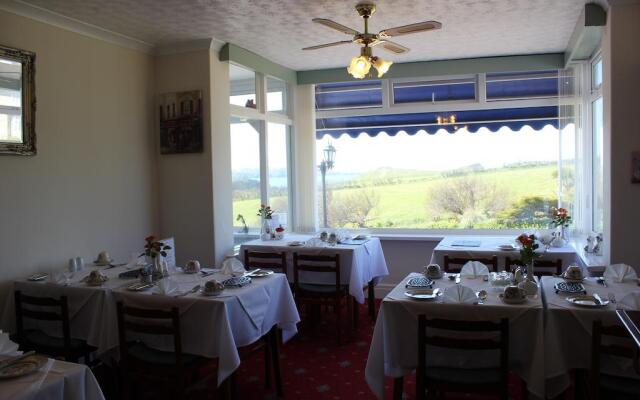 Rolling Waves Hotel - Guest house