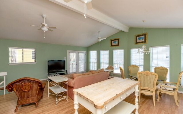 Sea Turtle 17LP by RedAwning