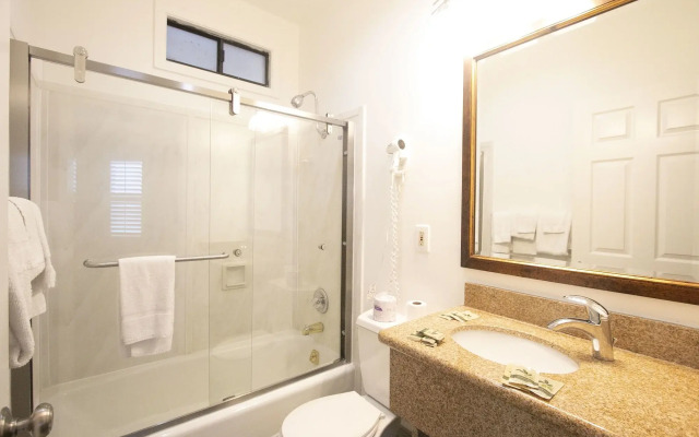 Alpha Inn & Suites
