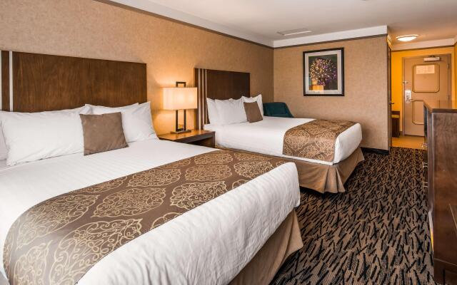 Best Western Plus Pitt Meadows Inn & Suites