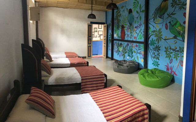 Hostal Ciudad De Segorbe - Hostel