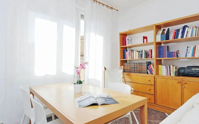 Vatican - WR Apartments