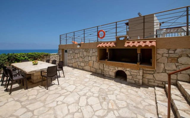 Sunrise Studios & Apartments