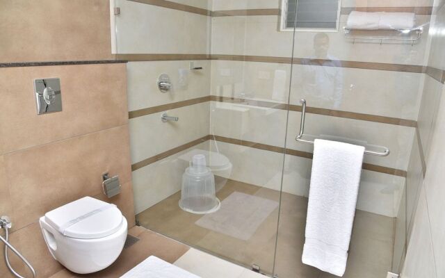 Navaratna Inn A Luxury Hotel