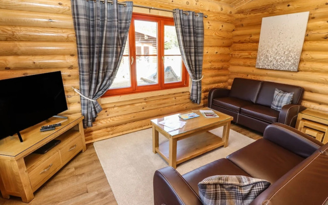 Pine Lodge