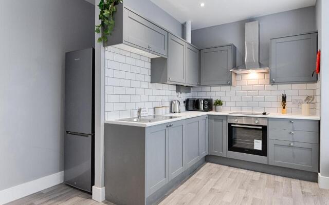 Murray Nest #2 - TV in Every Bedroom!