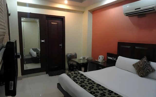 Hotel Shiv Dev International