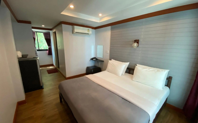 Sinsamut Koh Samed Hotel