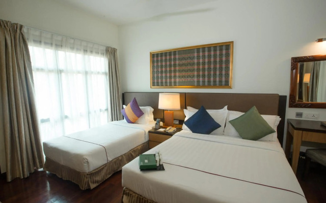 Tunamaya Beach & Spa Resort