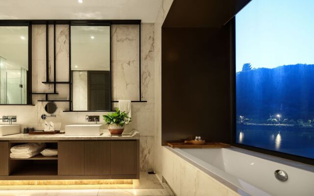 Huangshan POISE Hotel