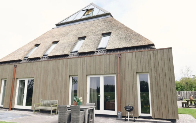 Rustic Apartment in Callantsoog With Terrace