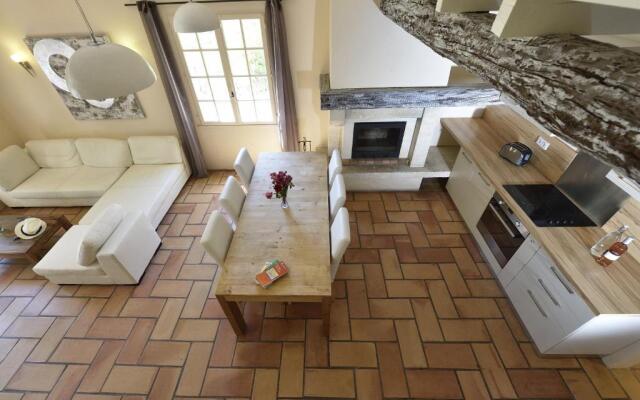 Les Garrigues de la Vallée des Baux