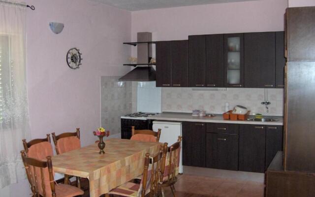 Apartment Raslina