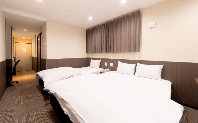 Le Studio Gojo Takakura