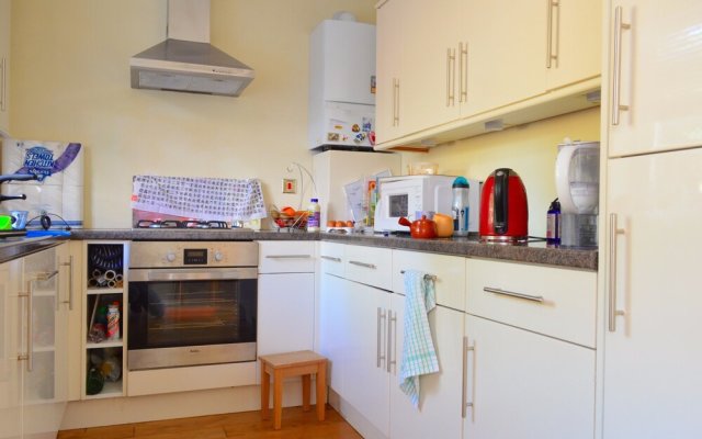 Spacious 2 Bedroom House in South Bermondsey