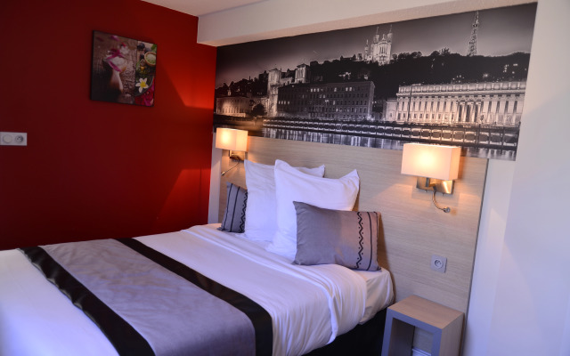 Logis Cris Hôtel et Restaurant - Lyon Sud-Est
