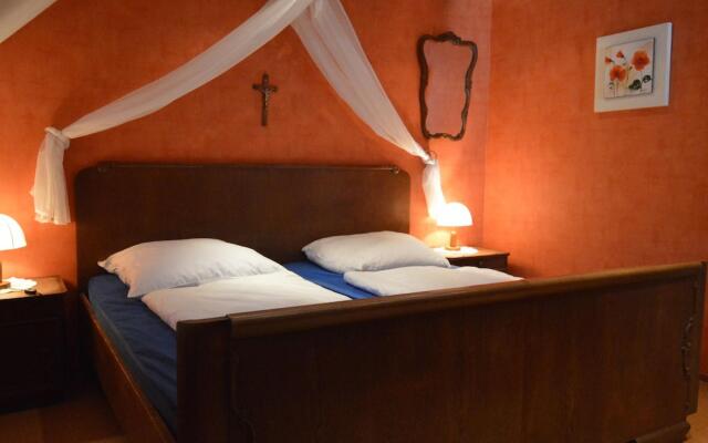 Comfortable Holiday Home Near Vineyards in Bremm