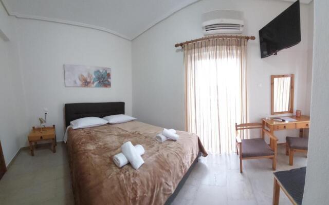 Polemarhos Guest House 9