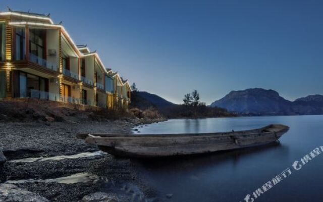Yunshui Mountain Villa