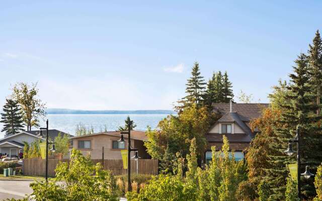 Days Inn by Wyndham Sylvan Lake