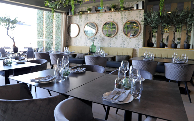 Varandas do Castelo by Garvetur