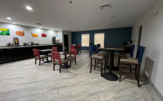 Quality Inn & Suites Clemmons I-40