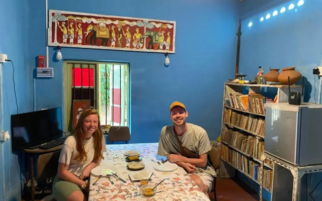 Catch the Ella Train Hostel