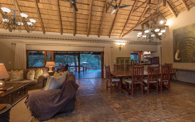 Waterbuck Game Lodge