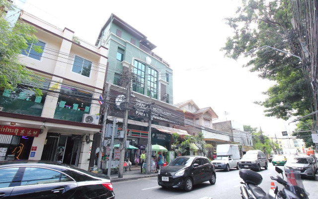 Super OYO 484 Pannee Residence Khaosan (Sha Plus)
