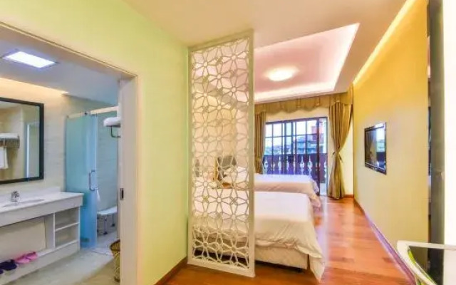 Longshore Resort Hotel